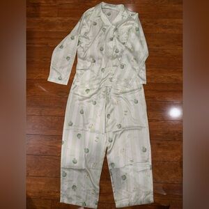 NWOT* Banana In Pajama Set, Apple print